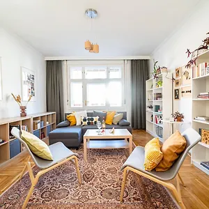 Cozy In Near Gellért Hill Budapest