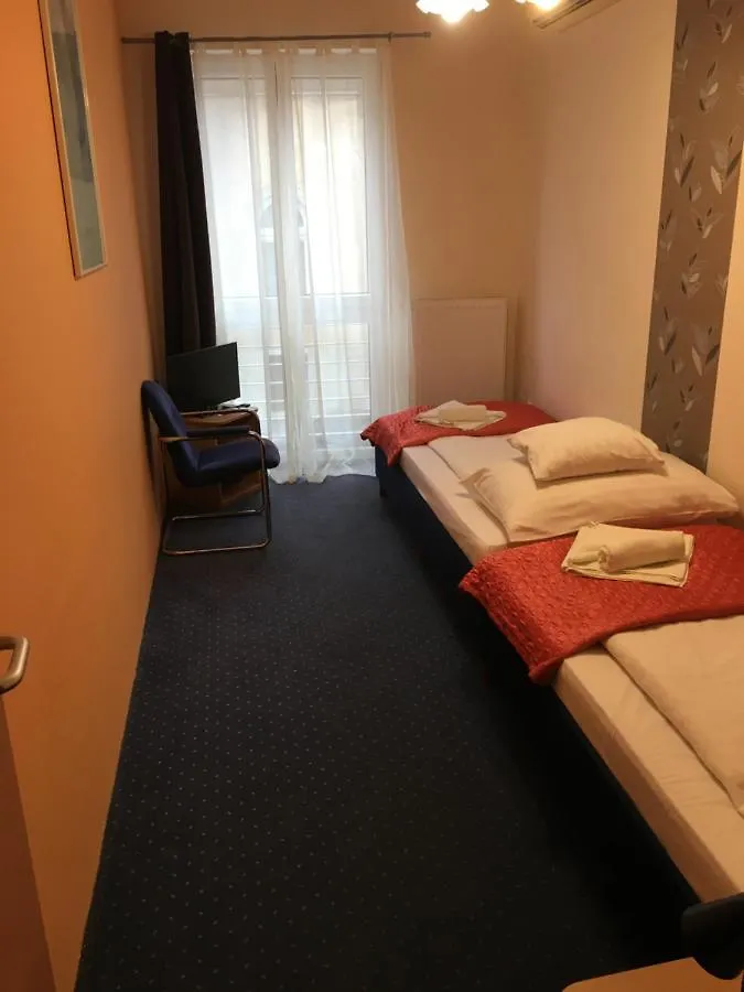 Papillon Apartment Budapest 0*,  Hungary